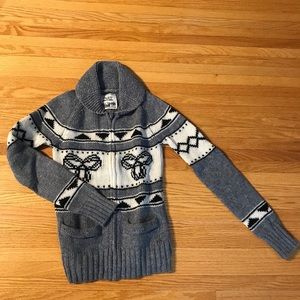 Aritzia TNA wool knit sweater